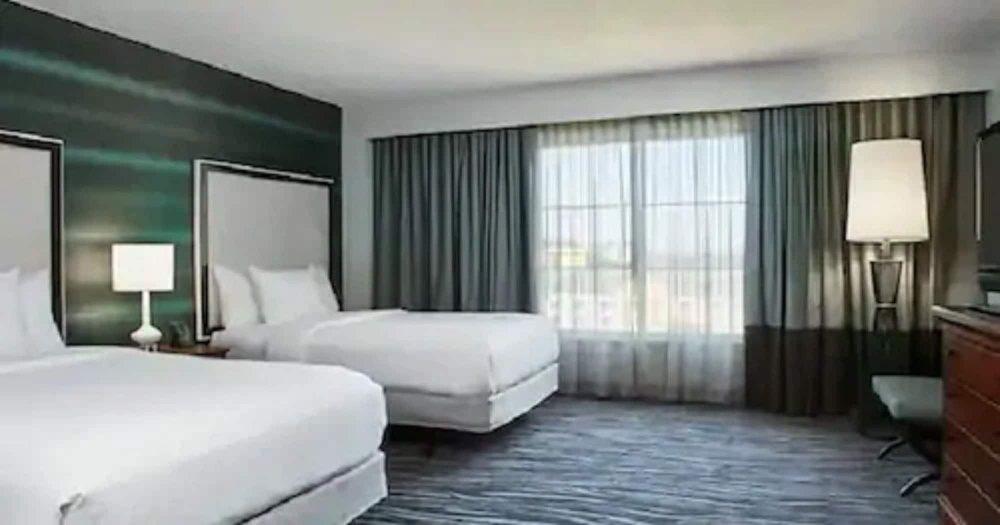Embassy Suites By Hilton Orlando Airport מראה חיצוני תמונה