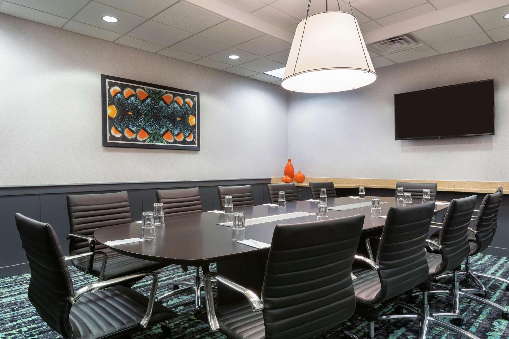 Embassy Suites By Hilton Orlando Airport מראה חיצוני תמונה