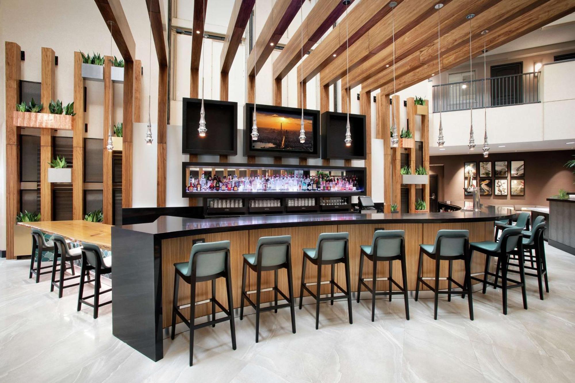 Embassy Suites By Hilton Orlando Airport מראה חיצוני תמונה