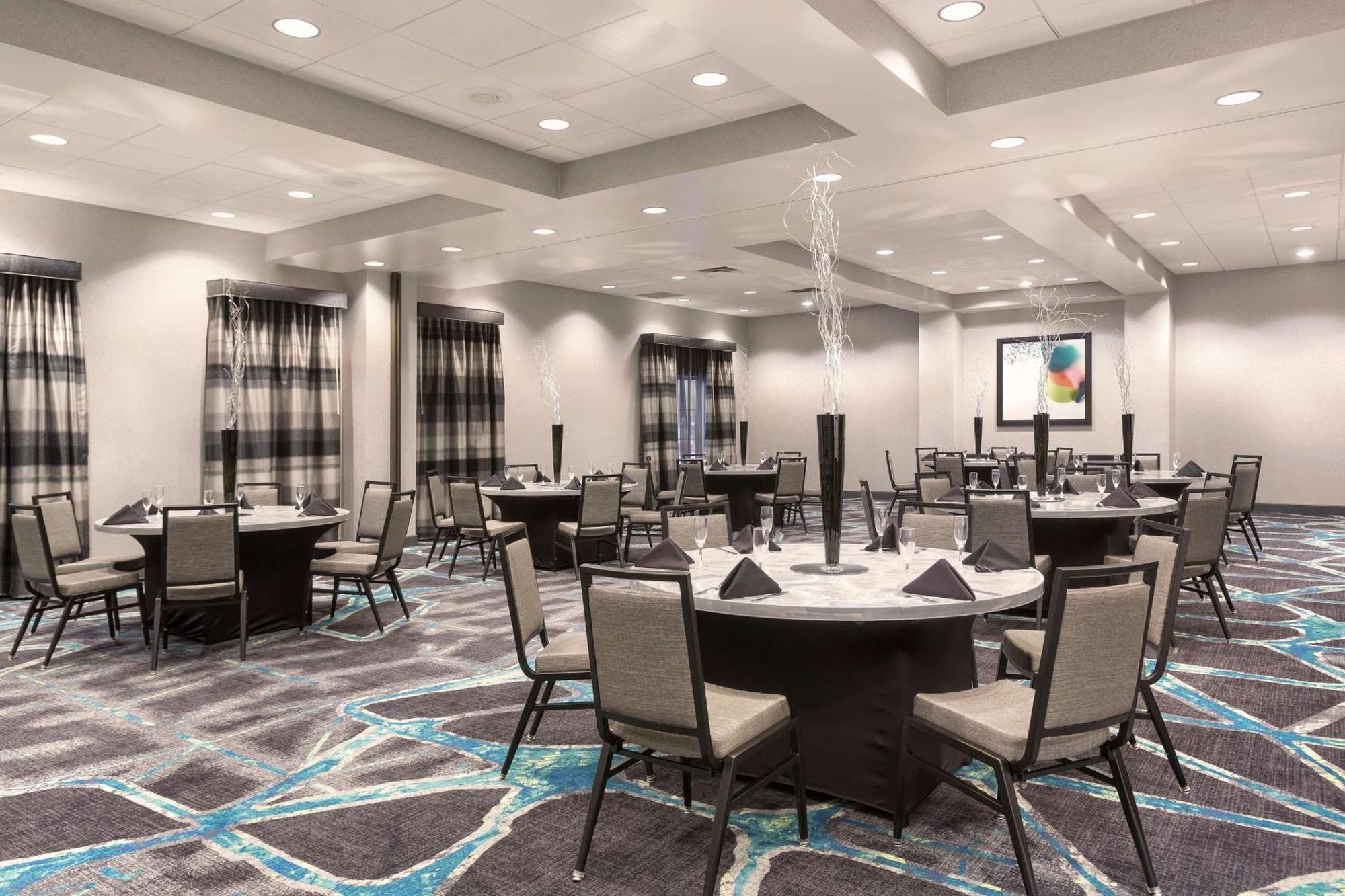 Embassy Suites By Hilton Orlando Airport מראה חיצוני תמונה