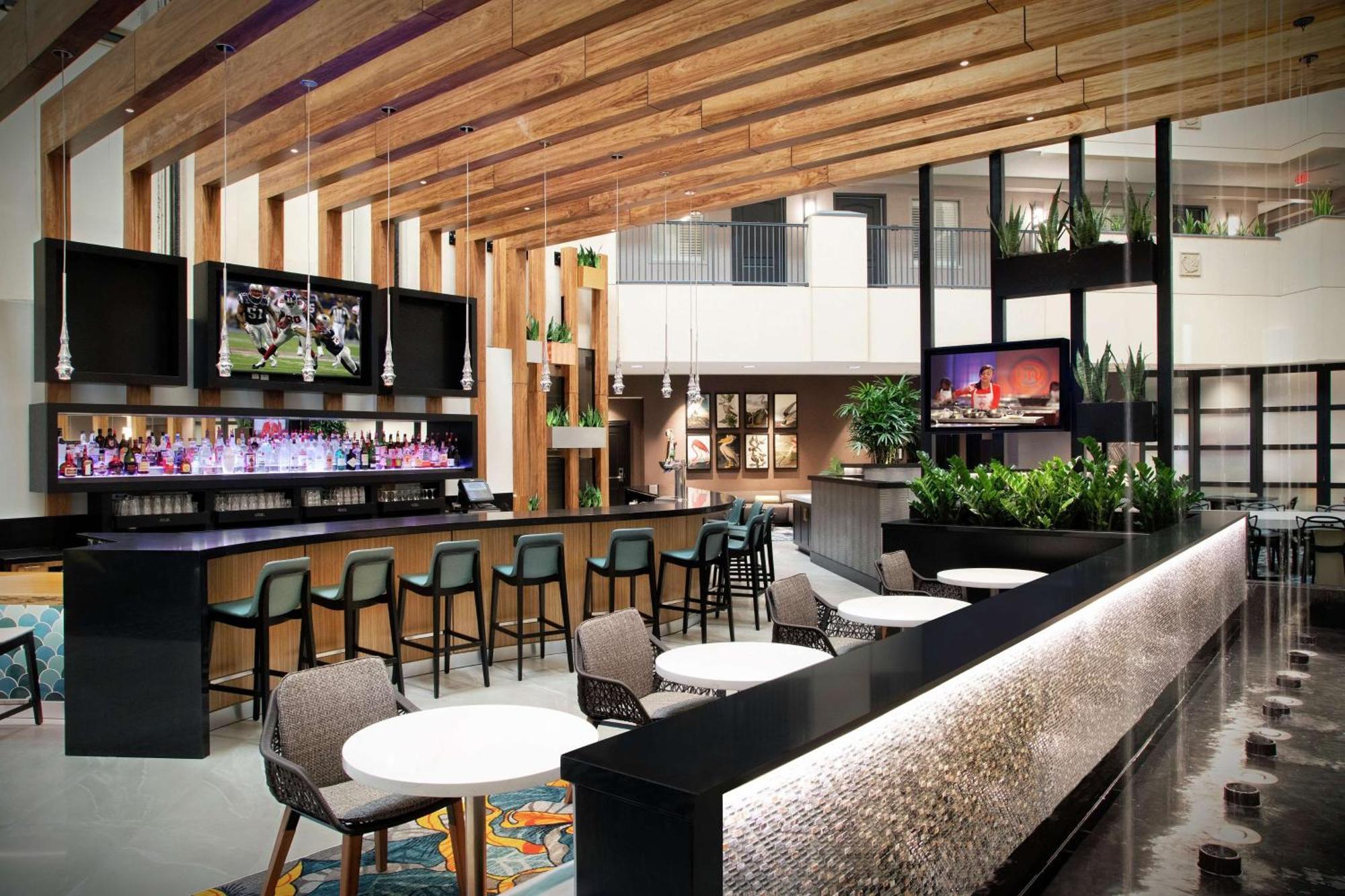 Embassy Suites By Hilton Orlando Airport מראה חיצוני תמונה