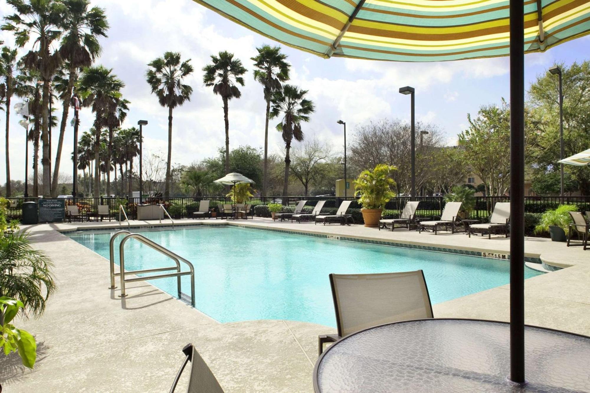 Embassy Suites By Hilton Orlando Airport מראה חיצוני תמונה