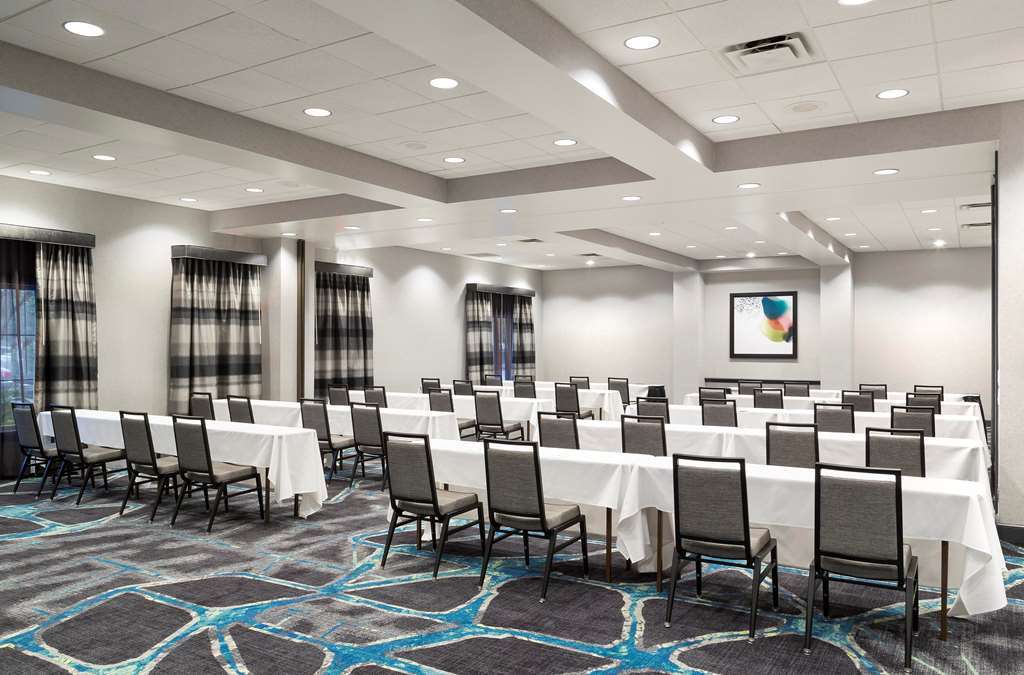 Embassy Suites By Hilton Orlando Airport מתקנים תמונה