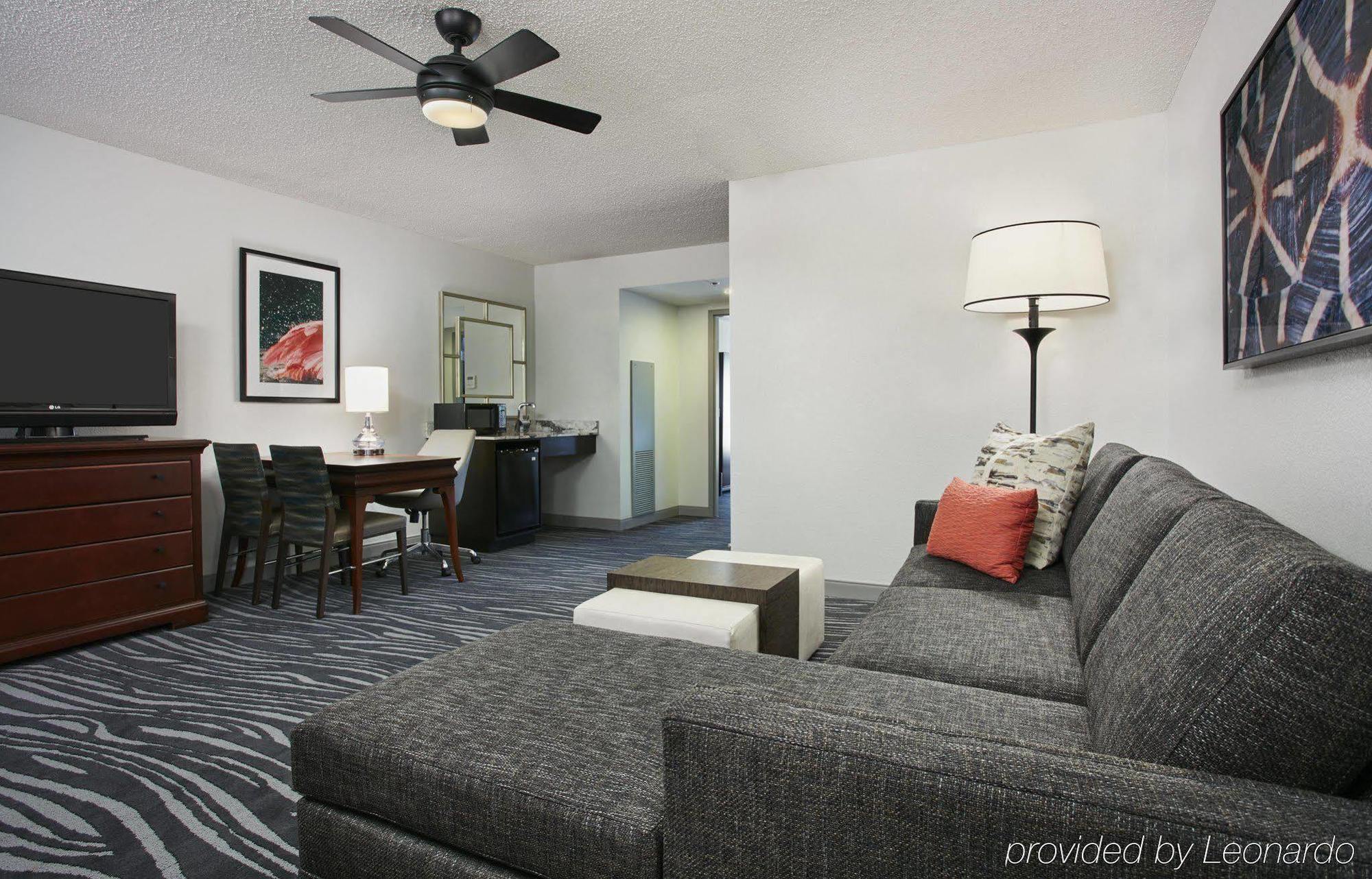 Embassy Suites By Hilton Orlando Airport מראה חיצוני תמונה
