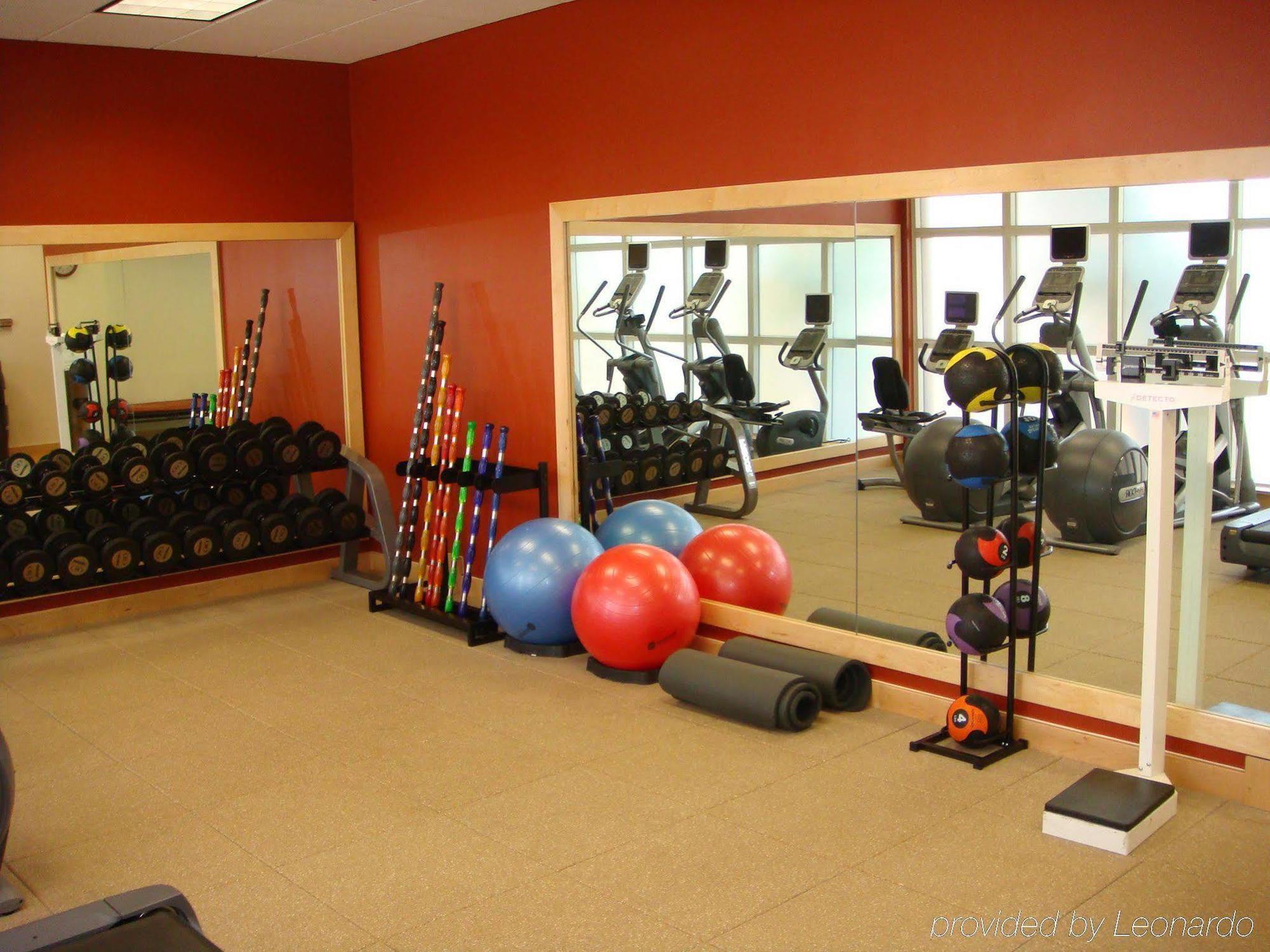 Embassy Suites By Hilton Orlando Airport מתקנים תמונה