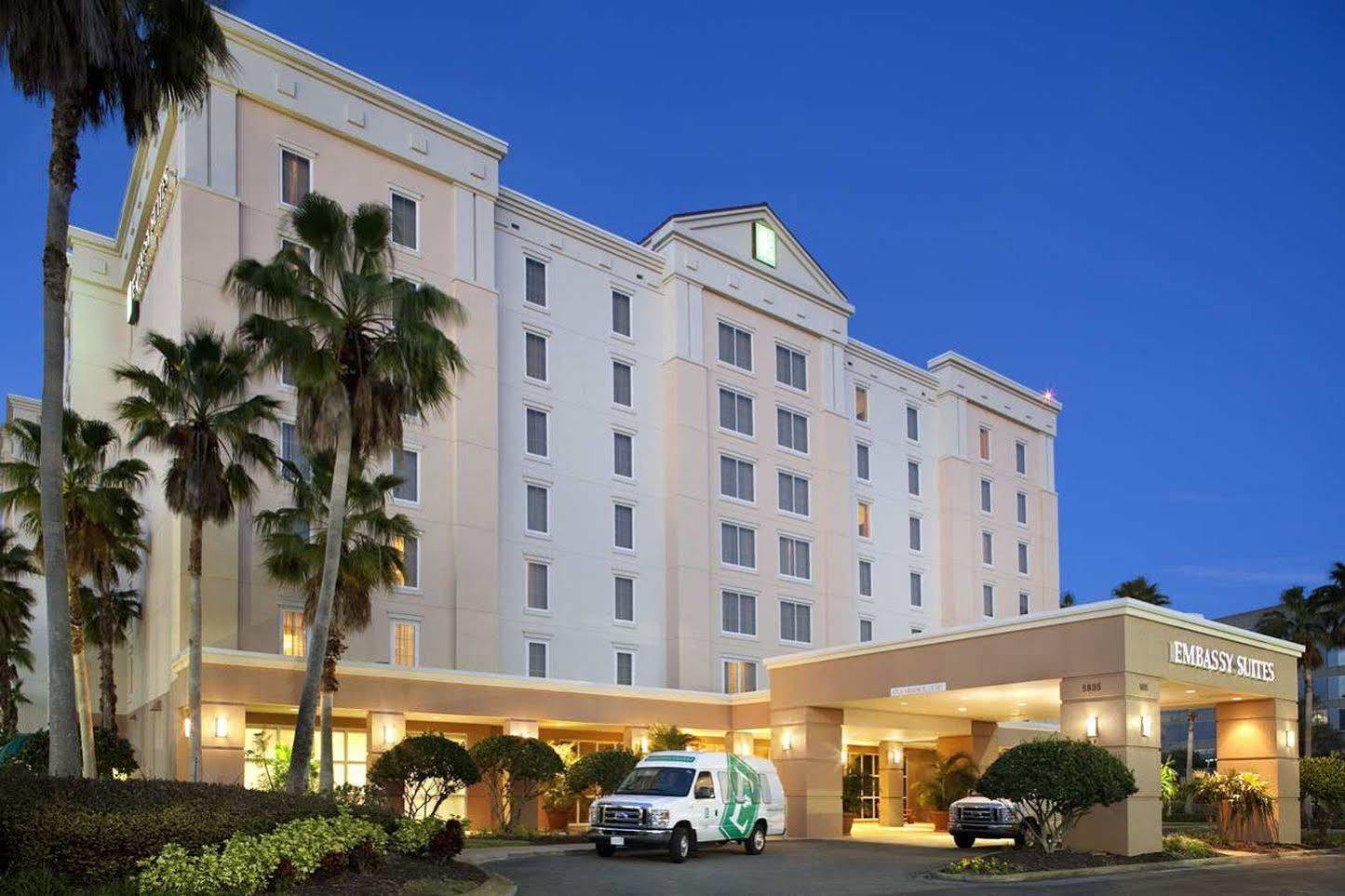 Embassy Suites By Hilton Orlando Airport מראה חיצוני תמונה