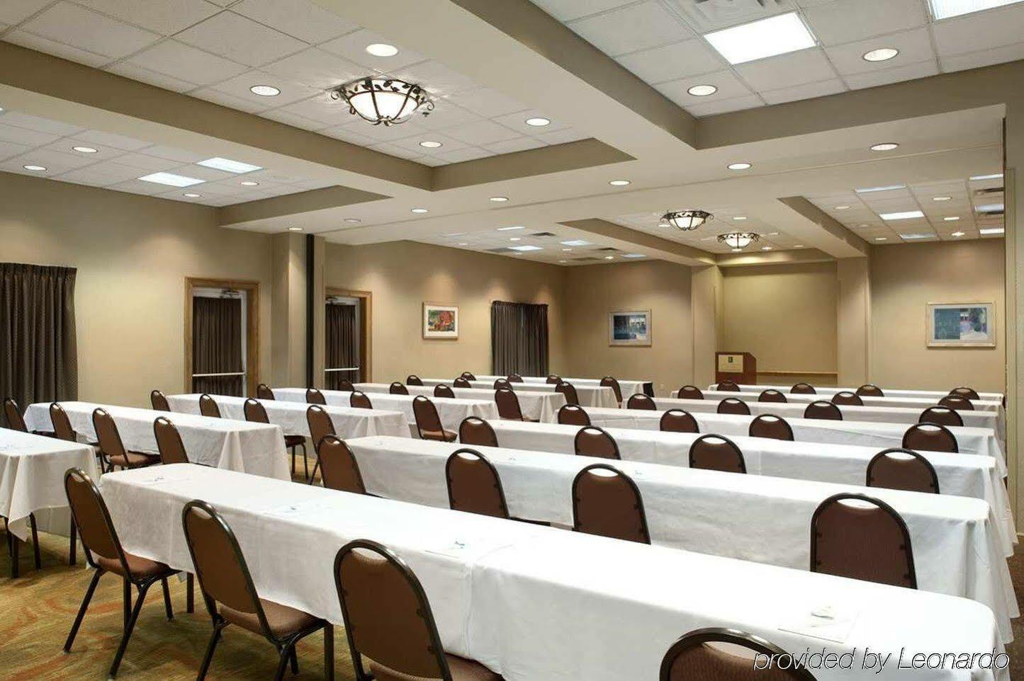 Embassy Suites By Hilton Orlando Airport מראה חיצוני תמונה